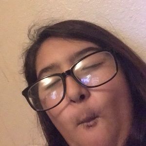 Meet your Posher, Layla